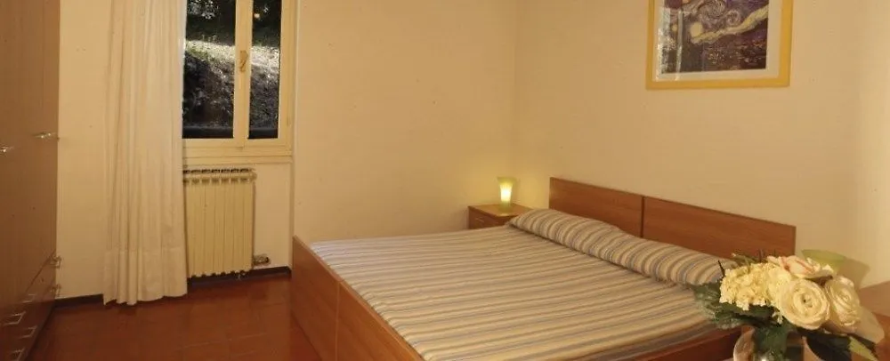 Apartment Appartamenti Pratone Garda  Italy